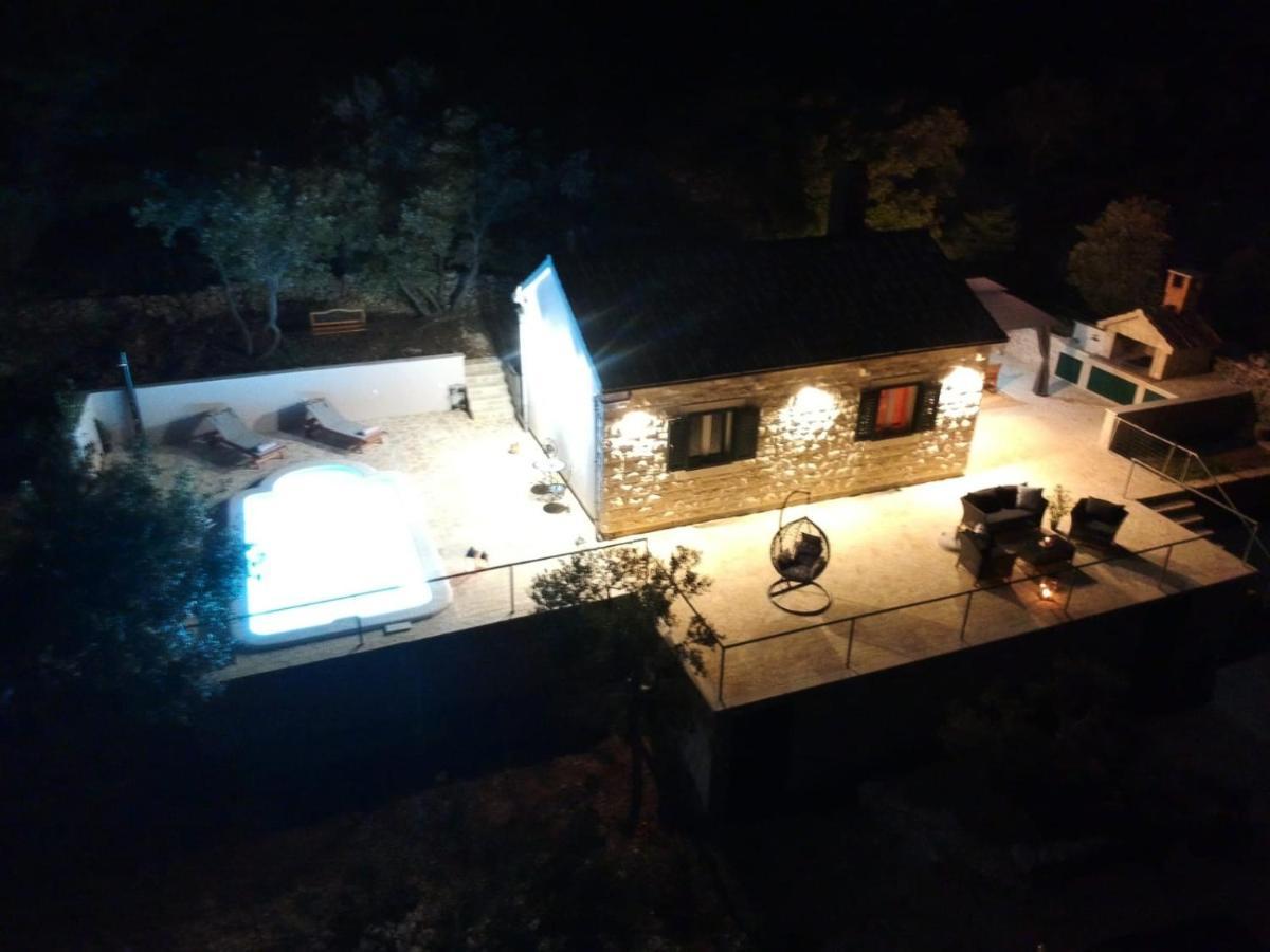 Secluded Holiday Home Heritage Postira Exteriér fotografie