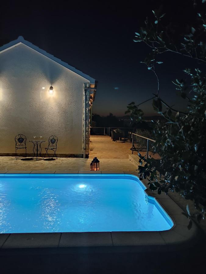 Secluded Holiday Home Heritage Postira Exteriér fotografie