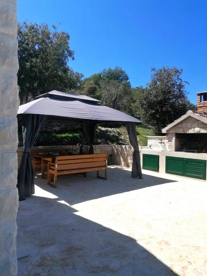 Secluded Holiday Home Heritage Postira Exteriér fotografie